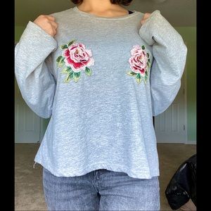 Long Sleeves grey crop top👽🌺